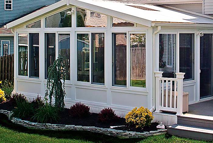 Custom sunroom by ATC Sunrooms Knoxville sunroom company