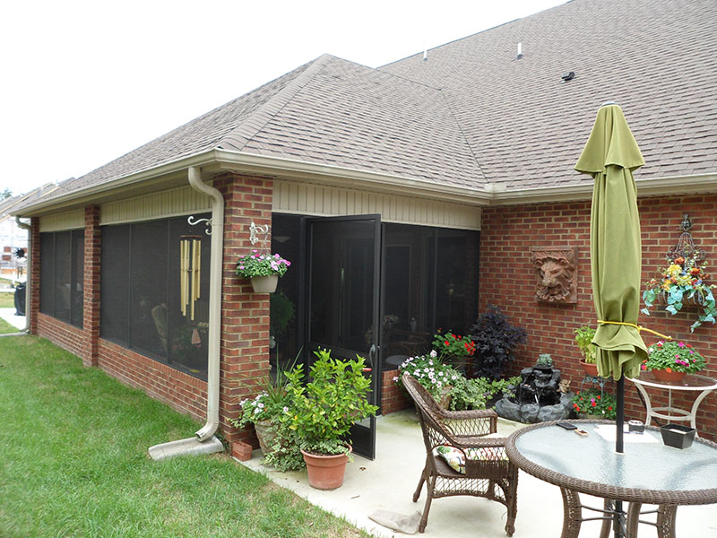 Custom screened room project by ATC Sunrooms Knoxville