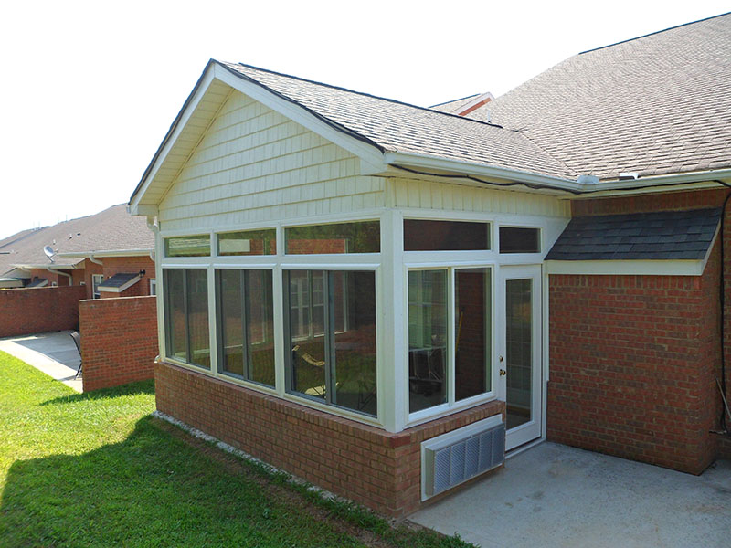 Sunroom project completed by ATC Sunrooms Knoxville TN